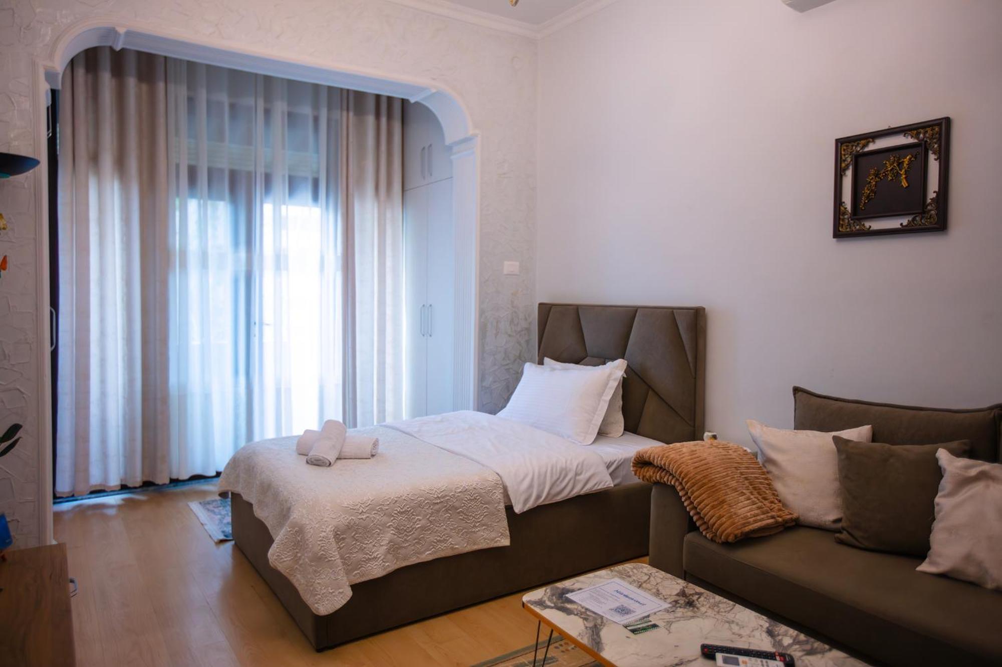 Tirana Center Apartment - Zogu I Boulevard ภายนอก รูปภาพ